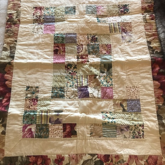 Shams Quilted Standard Set of 2 - Picture 1 of 3